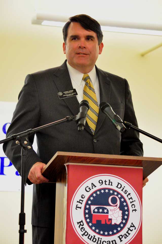 gapDSC_5722 Public Service Commissioner Chuck Eaton at the 2012 Ninth District Georgia Republican Party banquet in Jefferson, Georgia.