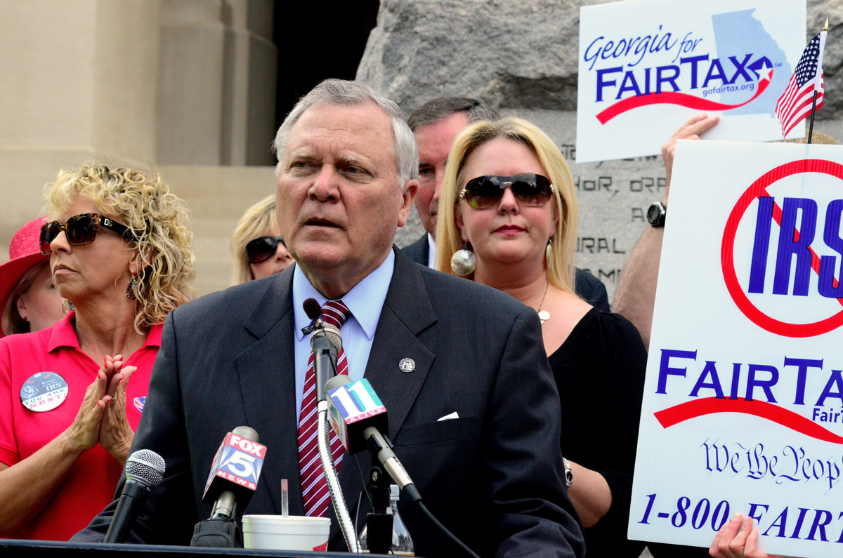Nathan Deal Tea Party Protest1